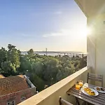 Whome | 270º Panoramic View Premium Апартаменти